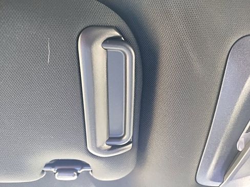 New 2026 Subaru Solterra AWD/4WD image 37