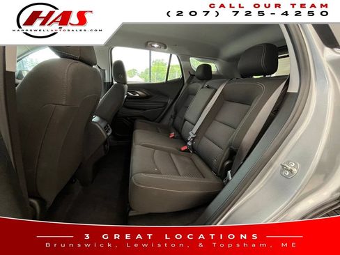 Used 2024 GMC Terrain SLE AWD/4WD image 12
