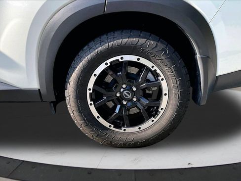 Used 2024 Nissan Pathfinder Rock Creek AWD/4WD image 34