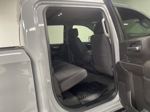 Used 2024 Chevrolet Silverado 1500 Custom w/ LPO, Dark Essentials Package image 19