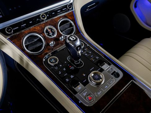 Used 2023 Bentley Continental GT Mulliner image 34