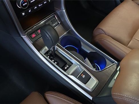 Used 2020 Subaru Ascent Touring w/ Popular Package #3 image 9