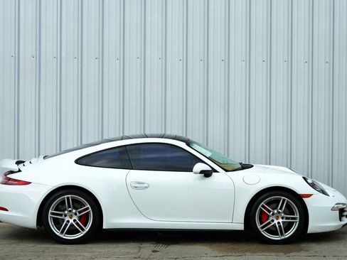 Used 2015 Porsche 911 Carrera 4 image 48