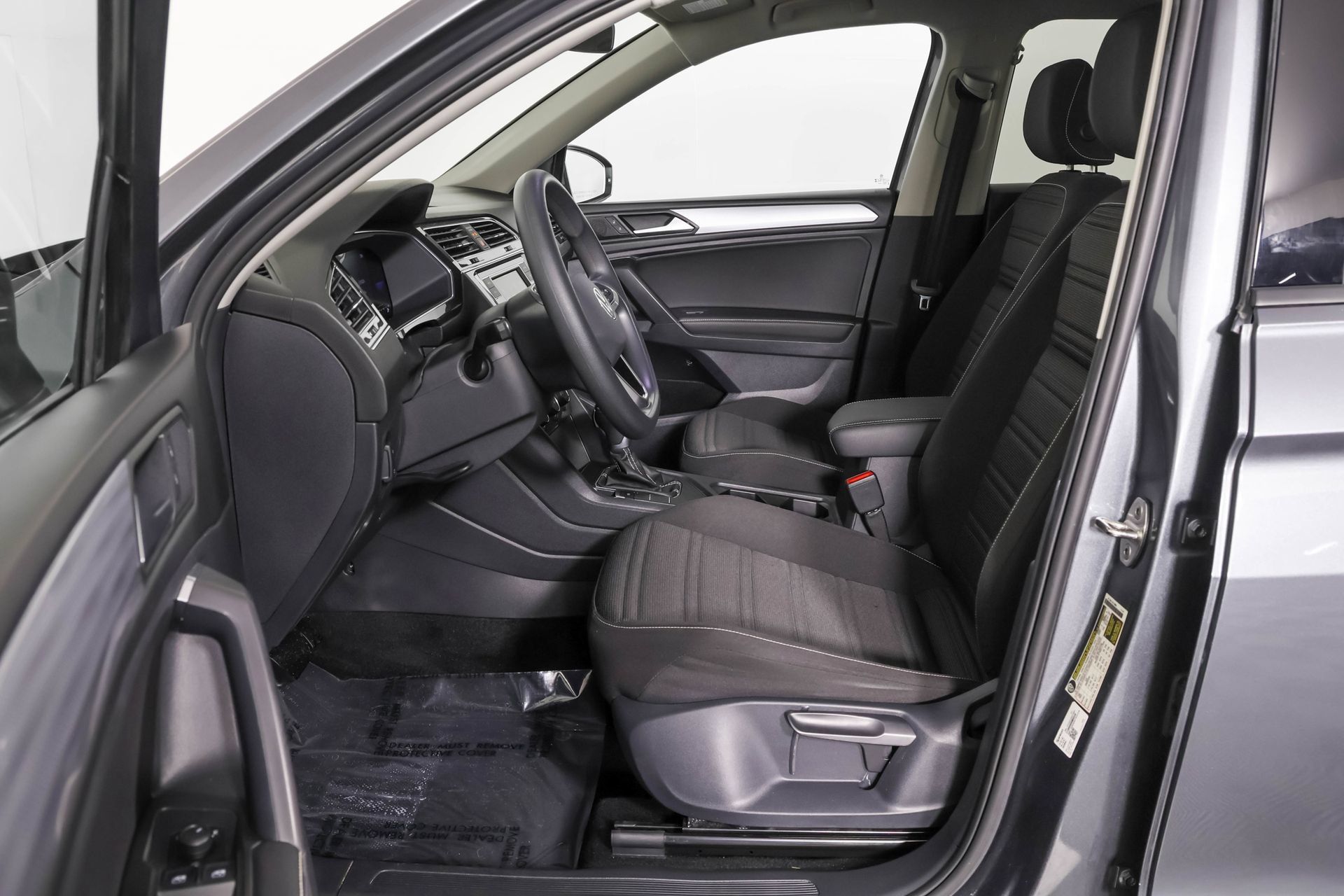Used 2023 Volkswagen Tiguan S FWD image 7