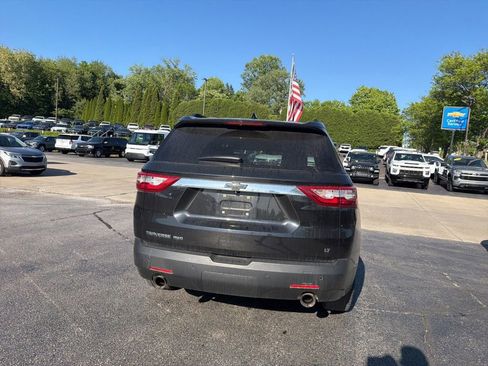 Used 2021 Chevrolet Traverse LT AWD/4WD image 3