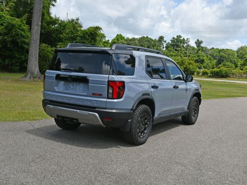 Used 2026 Honda Passport TrailSport image 4