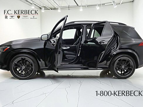 Used 2024 Mercedes-Benz GLE 580 4MATIC w/ Night Package image 4