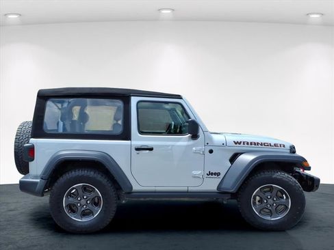Used 2024 Jeep Wrangler Sport AWD/4WD image 7