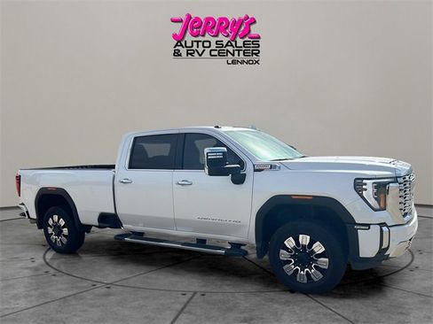 Used 2024 GMC Sierra 2500 Denali w/ Denali Reserve Package image 18