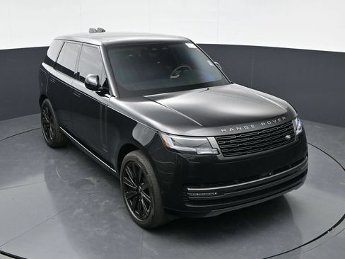 Used 2024 Land Rover Range Rover Autobiography AWD/4WD image 36