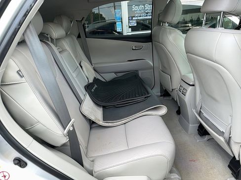 Used 2011 Lexus RX 350 AWD w/ Premium Pkg image 19