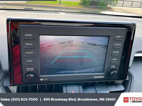 Used 2022 Toyota RAV4 XLE w/ Convenience Package AWD/4WD image 17