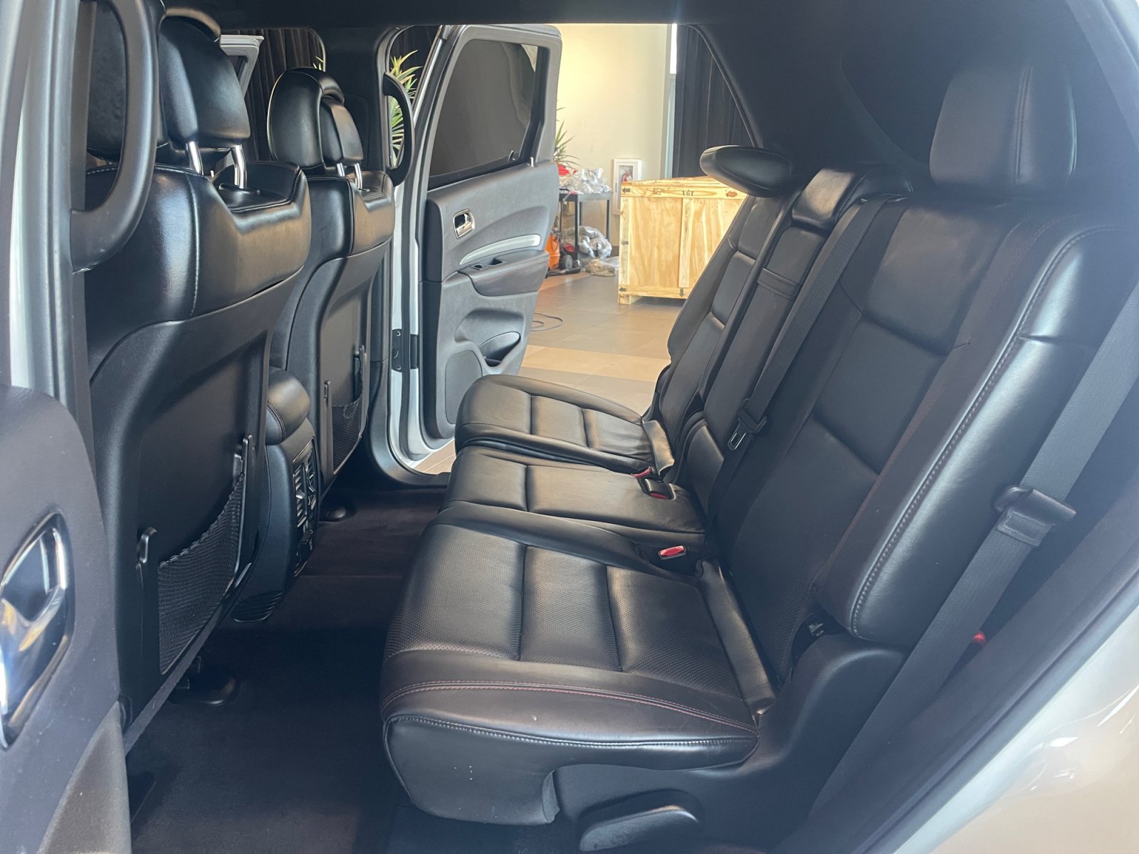 Used 2018 Dodge Durango R/T w/ Blacktop Package RWD image 17