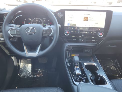 Used 2025 Lexus NX 350h AWD w/ Accessory Package (2T) image 15