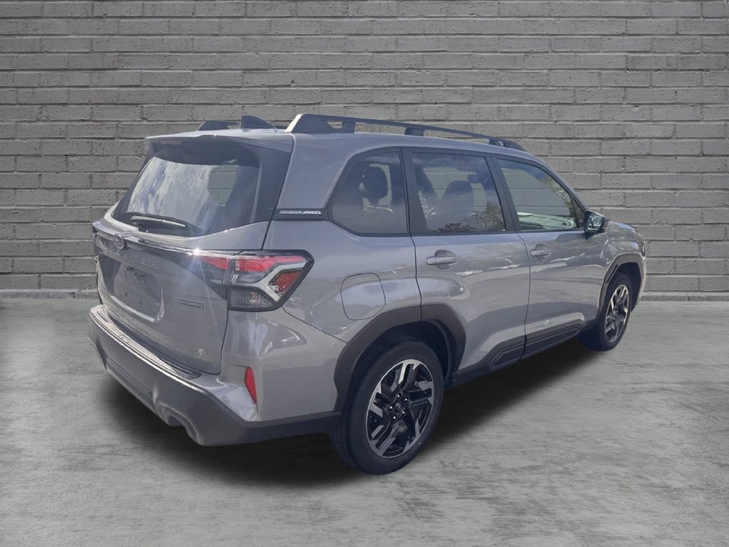 Used 2025 Subaru Forester Limited AWD/4WD image 7