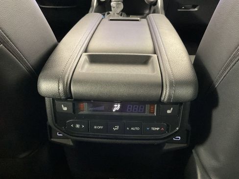 New 2026 Toyota Grand Highlander Limited image 9