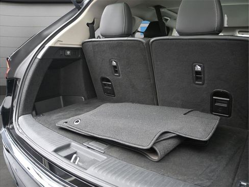 Used 2024 Acura MDX SH-AWD w/ Technology Package image 22