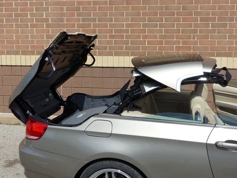 Used 2008 BMW 328i Convertible RWD image 28