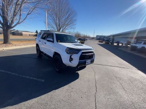 Used 2020 Toyota 4Runner TRD Pro AWD/4WD image 9