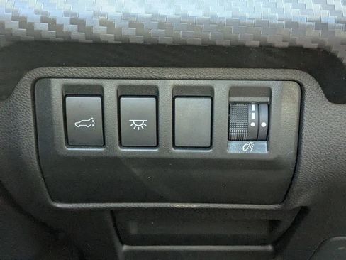 Used 2024 Subaru Ascent Premium w/ Convenience Package image 25