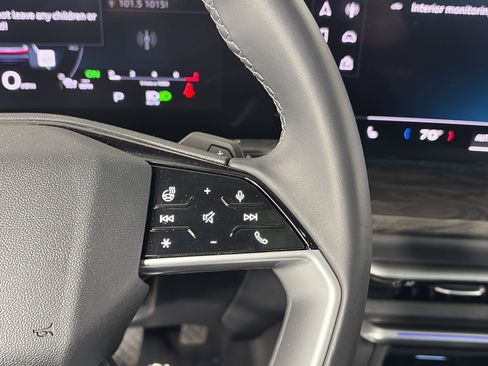 Used 2025 Audi Q5 Premium w/ Convenience Package image 27