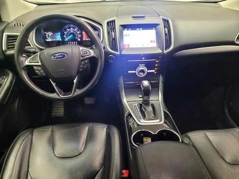 Used 2017 Ford Edge Titanium w/ Technology Package FWD image 22