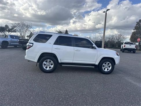 Used 2015 Toyota 4Runner 2WD image 2