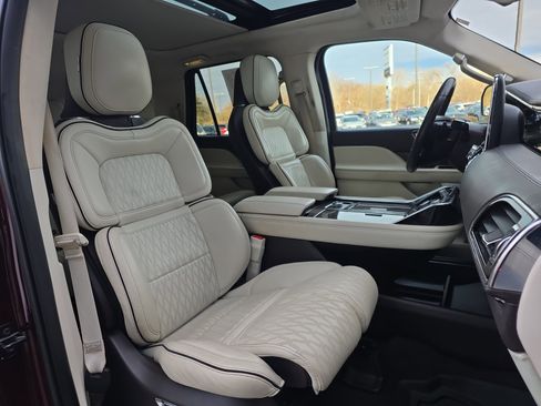 Used 2018 Lincoln Navigator L Black Label w/ Cargo Package image 33