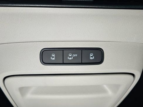 New 2025 Volkswagen ID. Buzz 1st Edition image 49