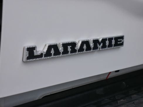 Used 2019 RAM 2500 Laramie image 24