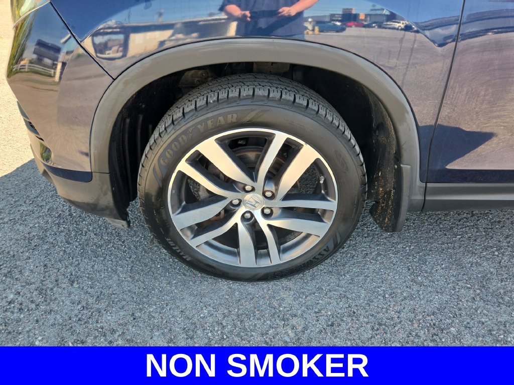 Used 2017 Honda Pilot Touring image 22