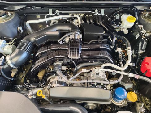 Used 2021 Subaru Outback Limited image 27