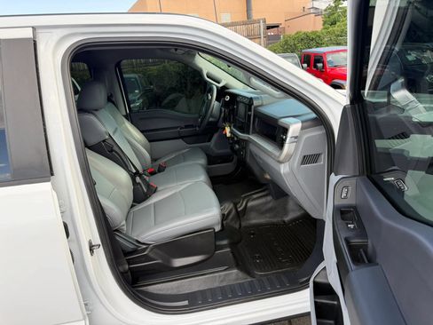 Used 2023 Ford F250 XL w/ XL Off-Road Package AWD/4WD image 19