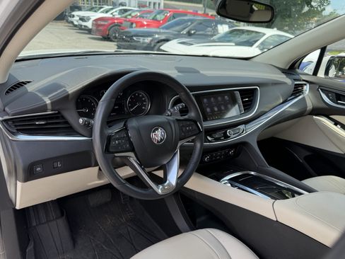 Used 2023 Buick Enclave Essence FWD image 11