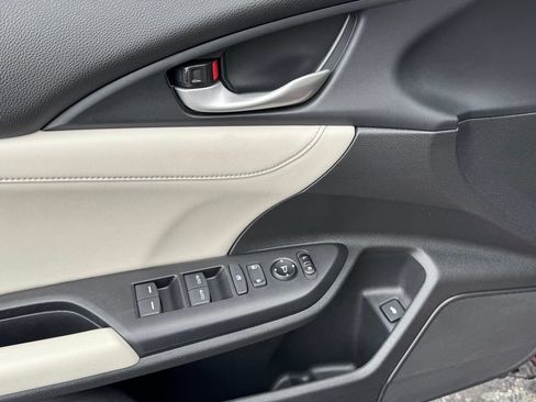 Used 2019 Honda Insight Touring image 38