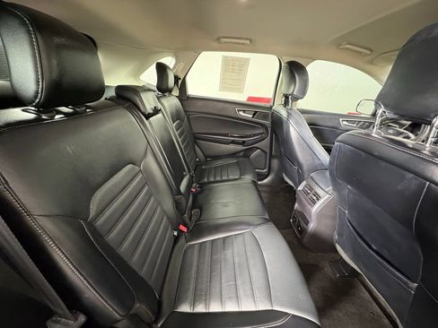 Used 2018 Ford Edge SEL w/ Equipment Group 201A FWD image 45