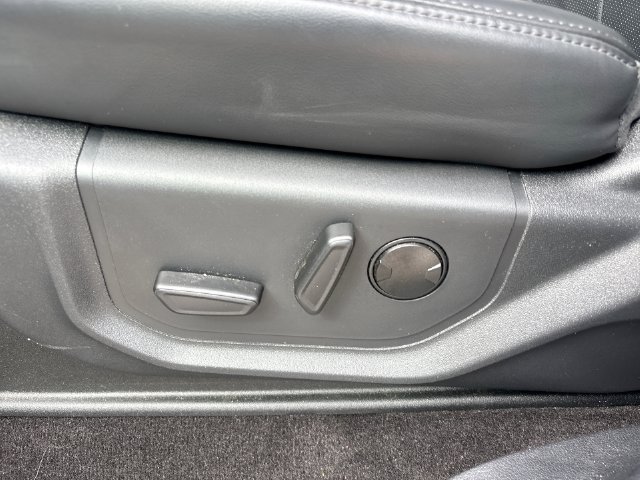 Used 2023 Ford Expedition XLT RWD image 12