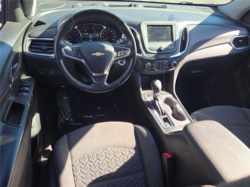 Used 2022 Chevrolet Equinox LT image 16