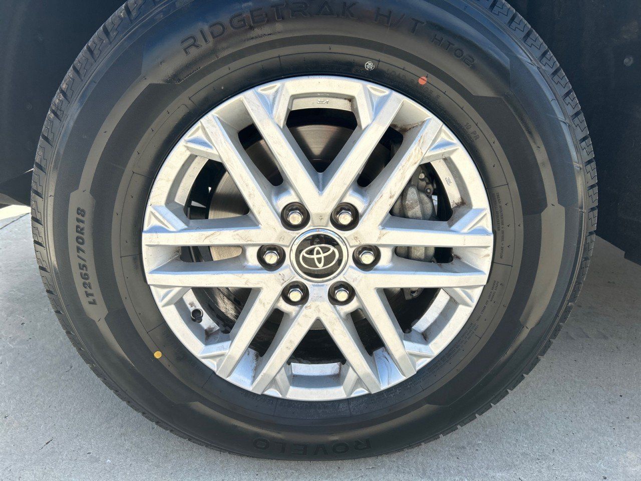 Used 2023 Toyota Tundra SR5 w/ SR5 Premium Package AWD/4WD image 9