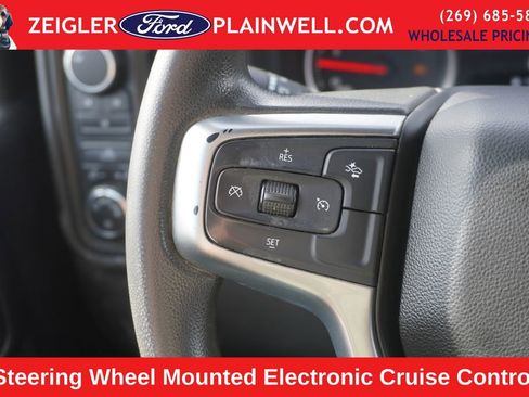 Used 2022 Chevrolet Silverado 3500 W/T w/ WT Convenience Package AWD/4WD image 20