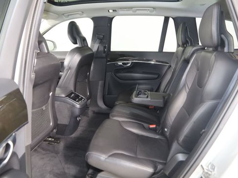 Used 2018 Volvo XC90 T6 Momentum w/ Convenience Package AWD/4WD image 50