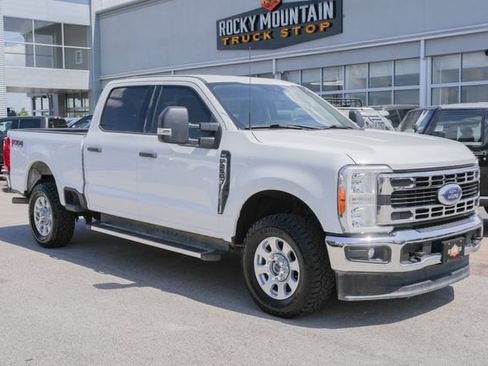 Used 2023 Ford F250 XLT w/ FX4 Off-Road Package AWD/4WD image 2
