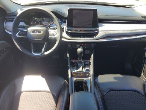 Used 2022 Jeep Compass Latitude image 14