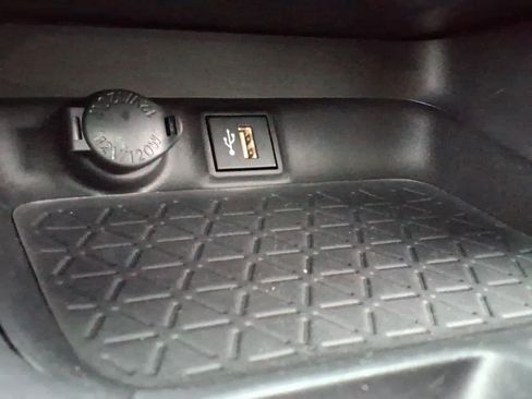 Used 2023 Toyota RAV4 XLE Premium FWD image 23