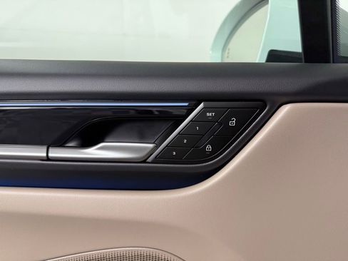 New 2025 Porsche Macan 4S Electric image 25