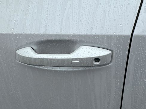 New 2026 Nissan Murano SL image 12