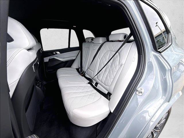 Certified 2024 BMW X5 xDrive40i w/ M Sport Package AWD/4WD image 28