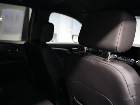 Used 2024 Chevrolet Colorado Z71 w/ Z71 Convenience Package 2 image 18