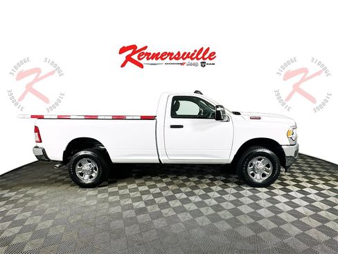 Used 2024 RAM 2500 Tradesman w/ Chrome Appearance Group image 8