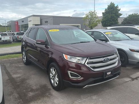 Used 2018 Ford Edge SEL w/ Equipment Group 201A FWD image 2